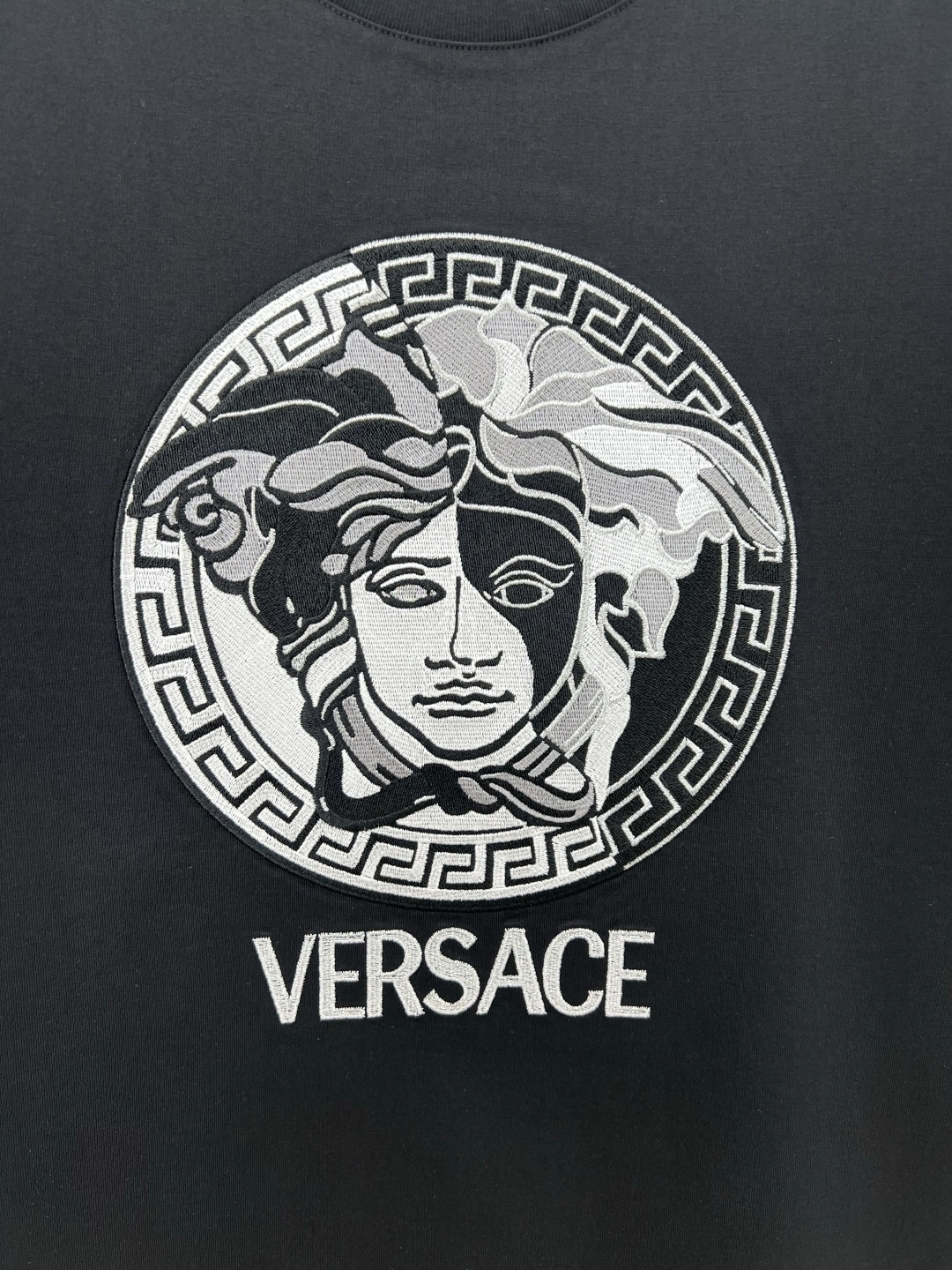 wg.luxury- V5rs135 Medusa embroidery Cotton 2colour item:E-F054C1713-2